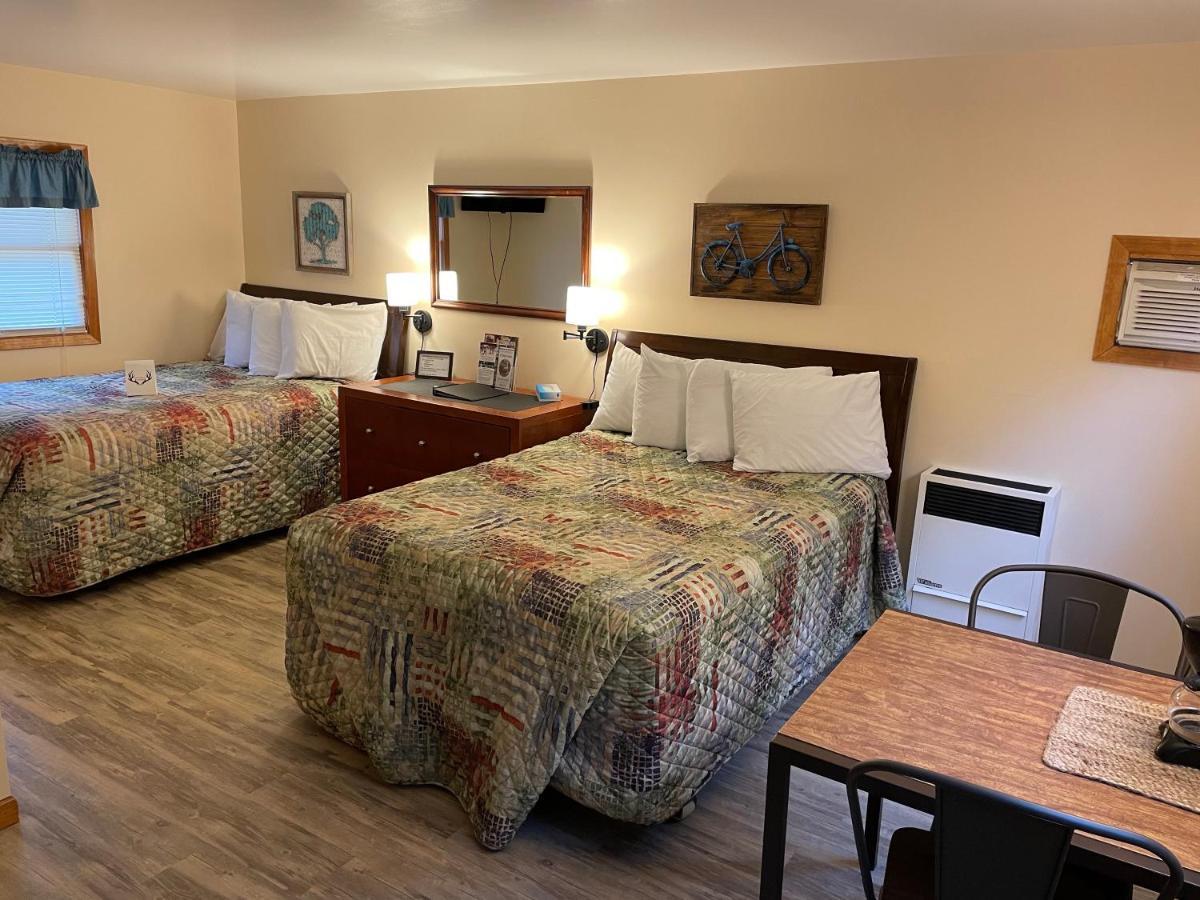 Whitetail Creek Resort Lead Esterno foto