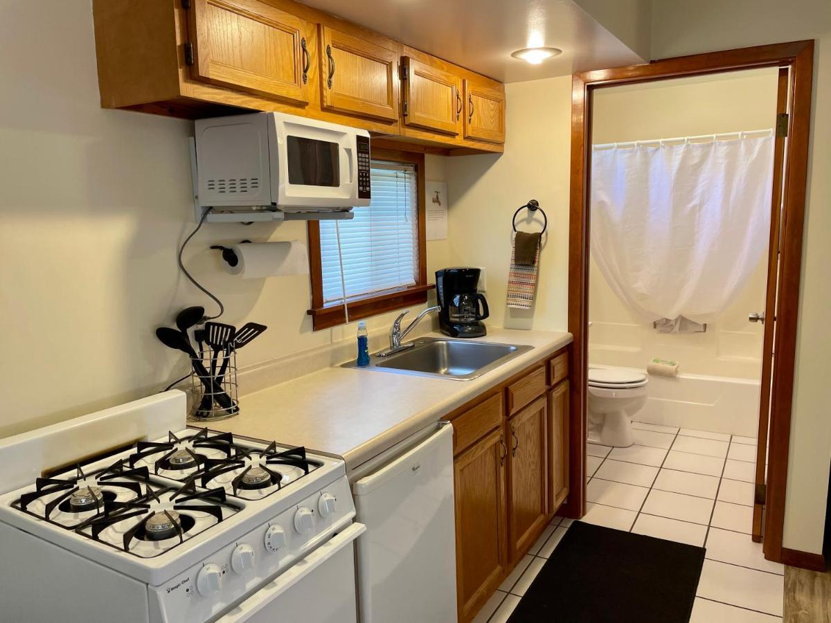 Whitetail Creek Resort Lead Esterno foto