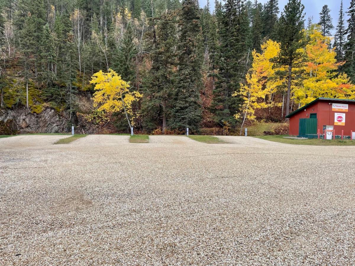 Whitetail Creek Resort Lead Esterno foto